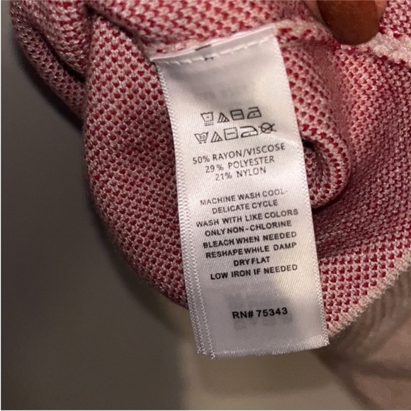 Women's Tahari Windowpane Mock Neck Long Sleeved Sweater Lux Mauve Soft Preppy - Picture 4 of 6